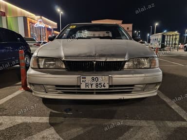 Nissan Sunny: 1.4 l | 1999 il Sedan