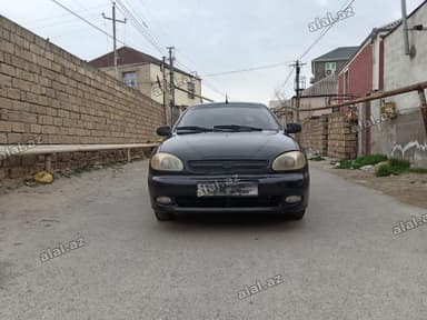Daewoo Lanos: 1.5 l | 2010 il Sedan
