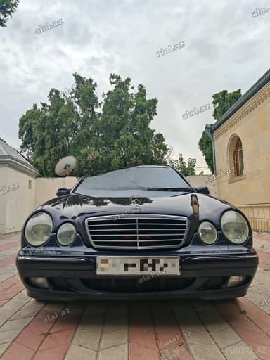 Mercedes E 270 2000