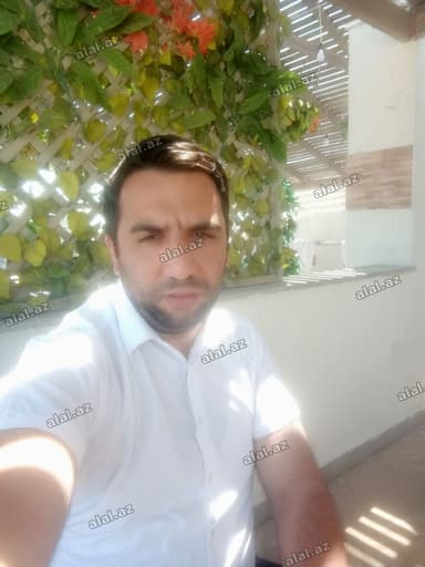 Ofisiant, Kişi, 27 yaş, 5 ildən artıq təcrübə