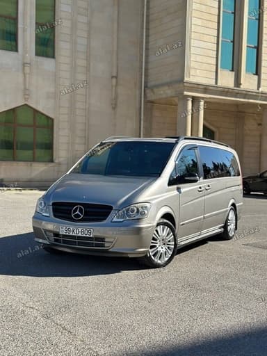 Mercedes Viano 2008
