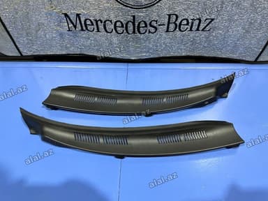 Mercedes-Benz 210