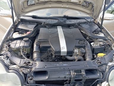 Mercedes E 240 4MATIC 2002