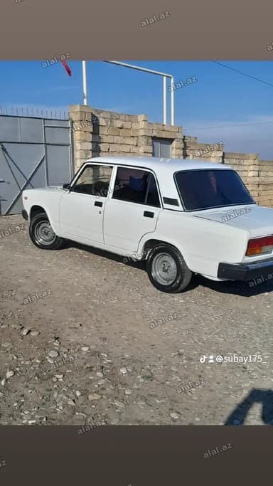 VAZ (LADA) 2107: 1.6 l | 2011 il 33400 km Sedan