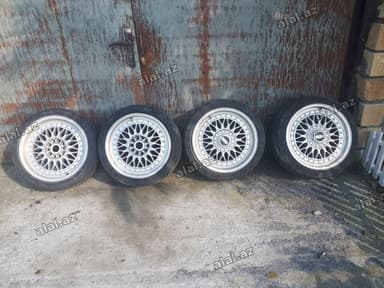 4 eded bbs r17 disk teker .tekerler zeifdi biraz yerinde eyrilik