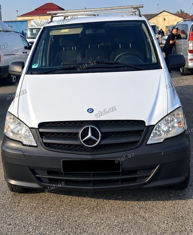Mercedes-Benz Vito: 2.1 l | 2011 il Van/Minivan
