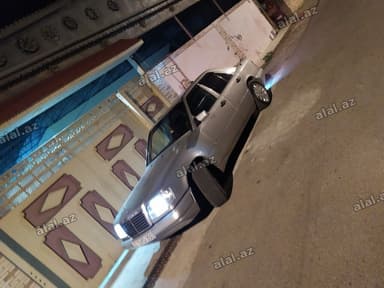 Mercedes-Benz W124: 2 l | 1994 il Sedan