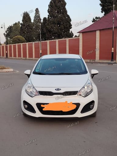 Kia Rio: 1.2 l | 2014 il Hetçbek