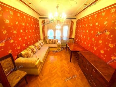 Bakı, 8-ci kilometr, 5 otaqlı, Köhnə tikili, m. Xalqlar Dostluğu, 120 kv. m