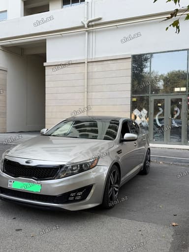 Kia Optima: 2.4 l | 2012 il Sedan
