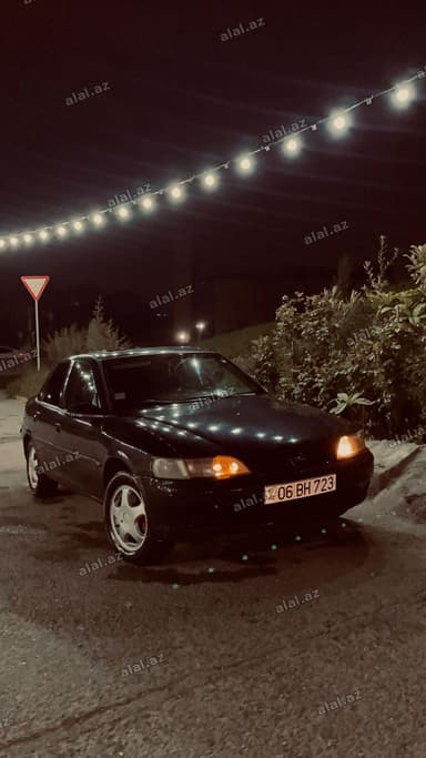 Opel Vectra B sedan - Kuzov: sedan, tünd rəng - Mühərrik: benzin -