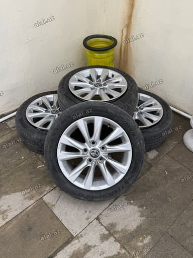Toyota orijinal yüngül lehimli disklər və təkər komplekti - Komplekt