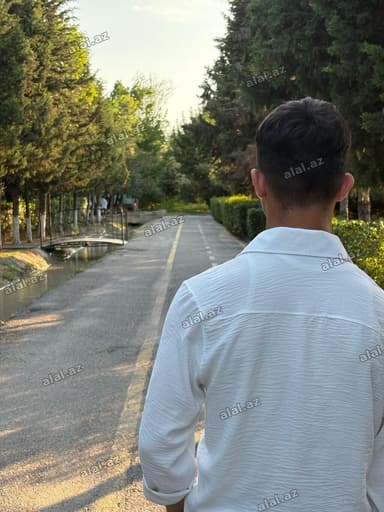Ofisiant, Kişi, 17 yaş, 1 ildən az təcrübə