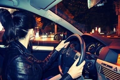 Xanımam Özümə Sürücü işi axtarıram. Öz aftomolilim yoxdur. 40-yaşım