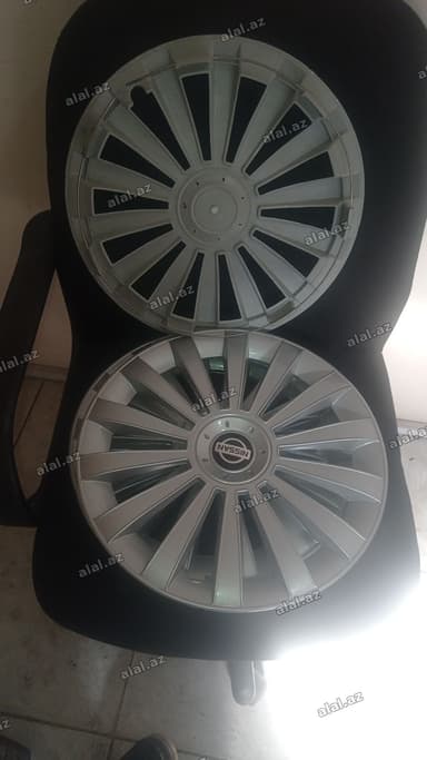 İşlənmiş Kolpak Nissan R 15
