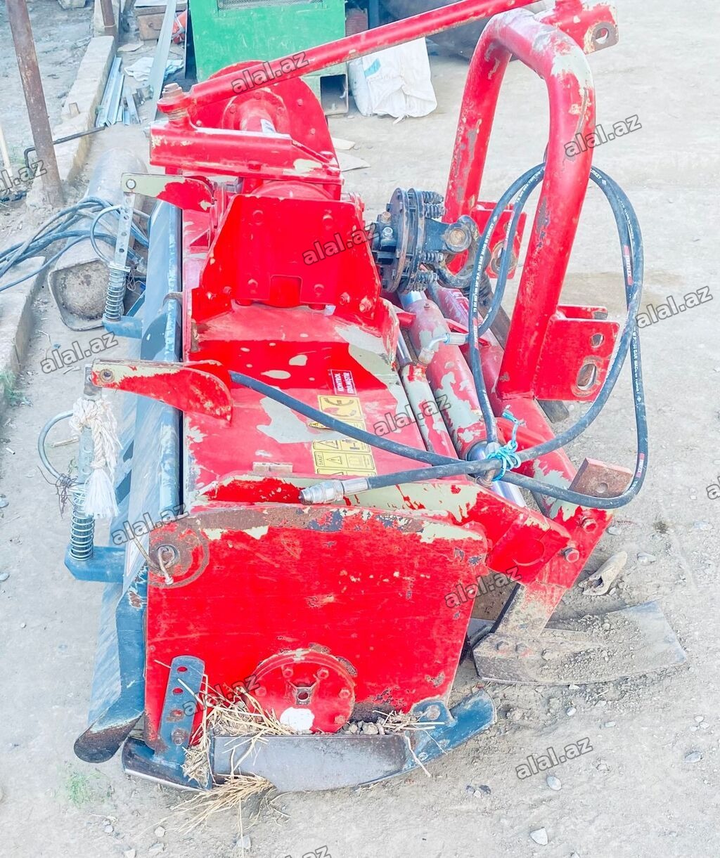 Traktor üçün frez (rotovator) – hidravlik sürüşdürmə funksiyalı -
