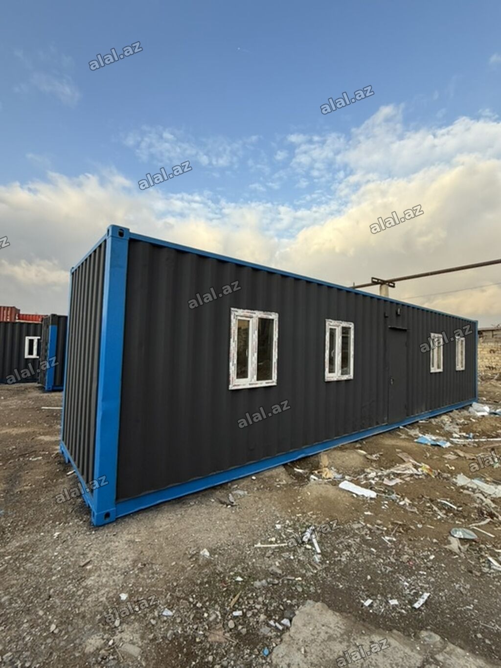 40 futluk yaşayış/ofis konteyneri - Ölçü: təqribən 12 m uzunluq, 2.4