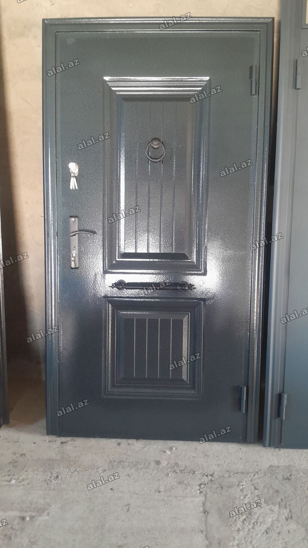 Metal giriş qapıları – müxtəlif dizayn və ölçülərdə - Material: qalın