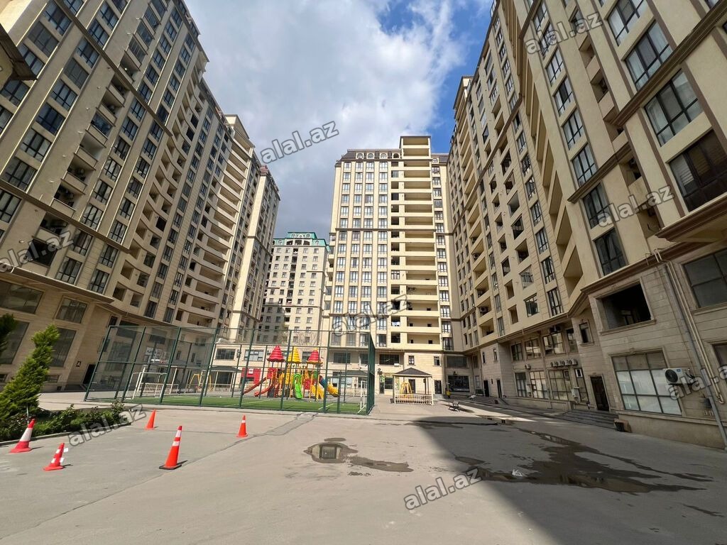 4 otaqlı, Yeni tikili, 93 kv. m