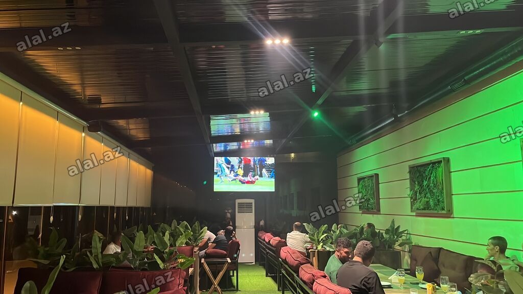 Ofisiant tələb olunur, Restoran, Aylıq ödəniş, 18-29 yaş, 3-5 illik təcrübə