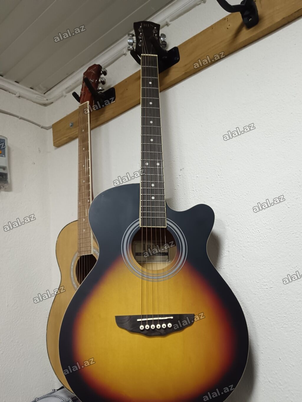 Akkustik gitara