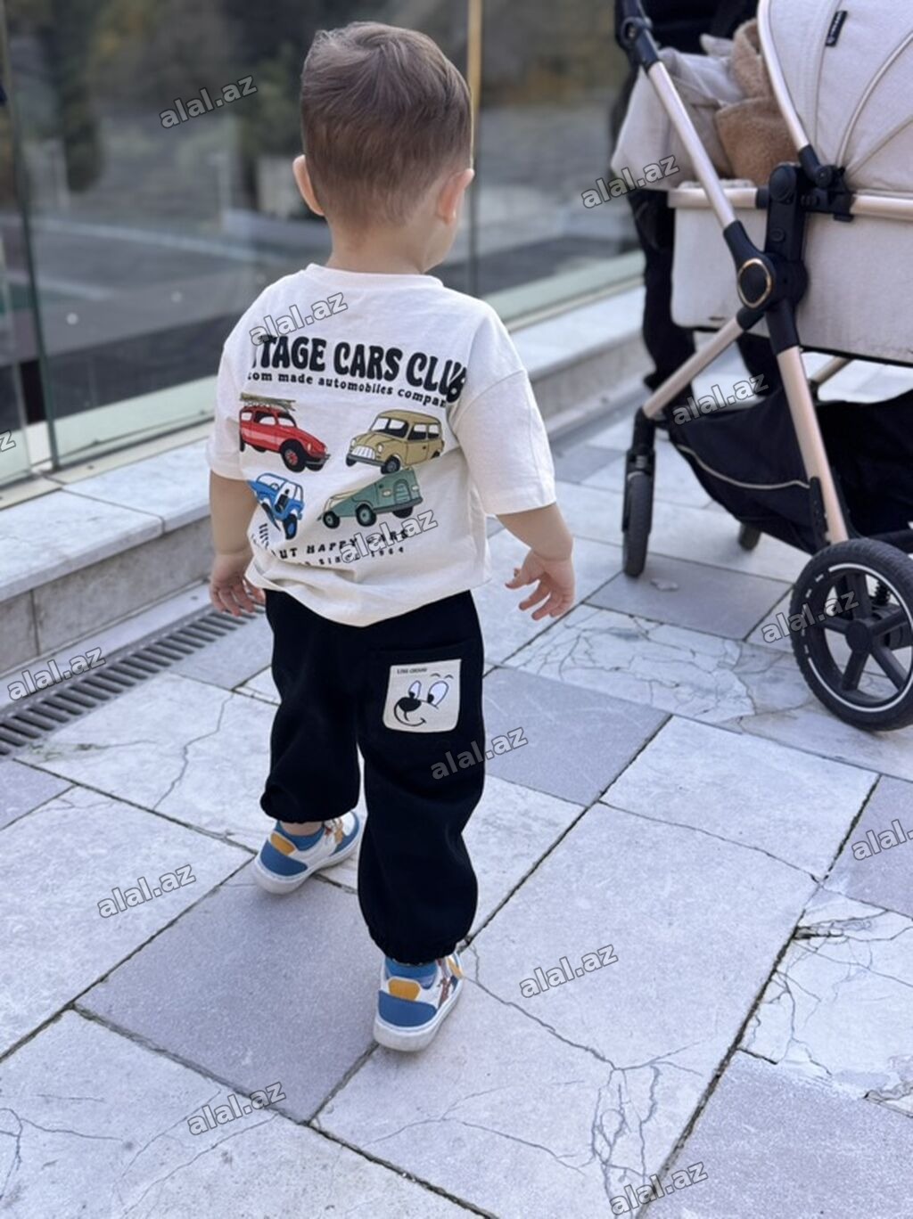 Dayə Uşaq❤️ Evdə uşağa baxiram illərin dayəsi olmuşam hal hazirda 1