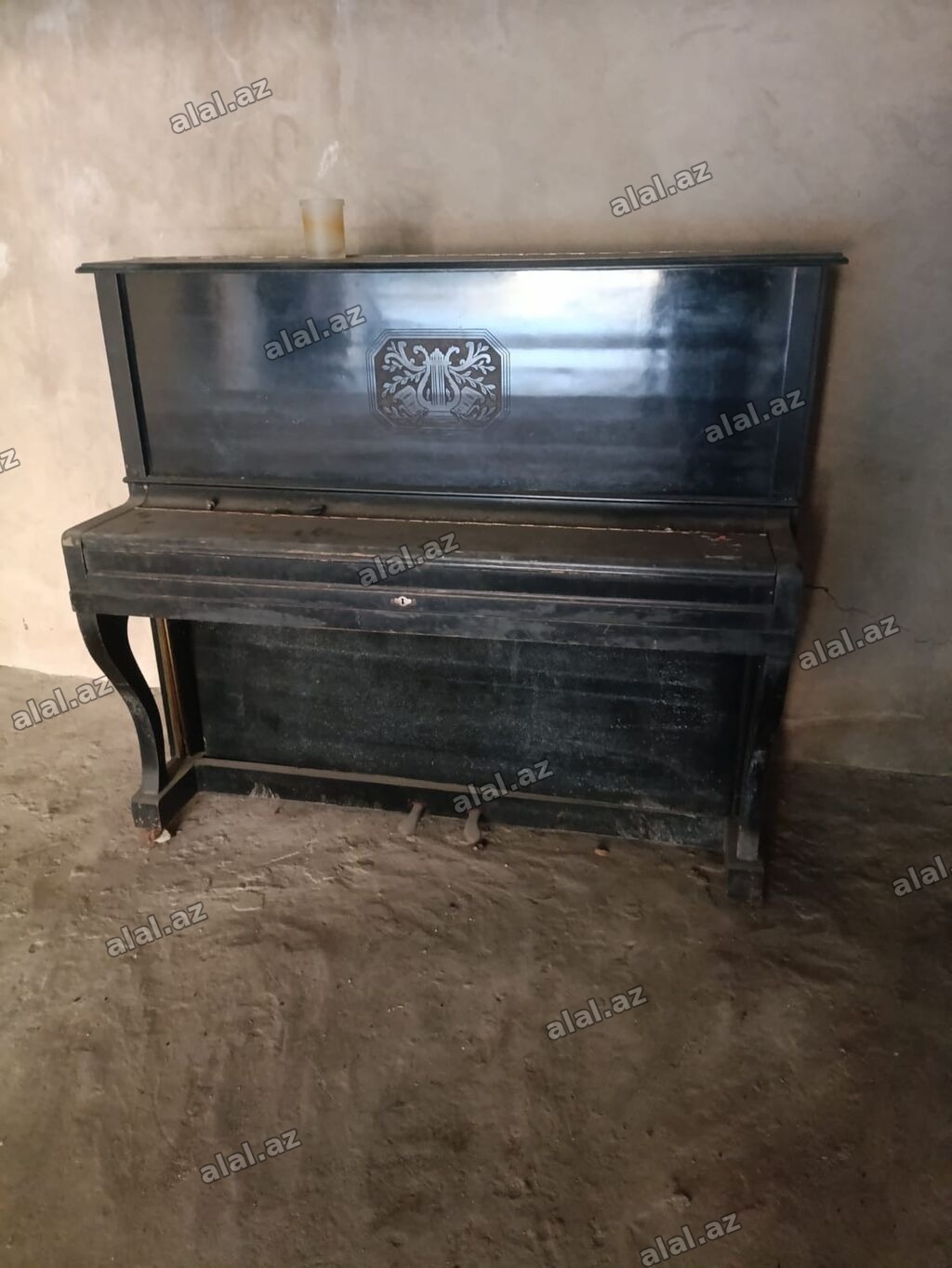 Pianino Belqrus Gorunduyu kimidi Restavrasiyaya ehtiyaci var,tozludu