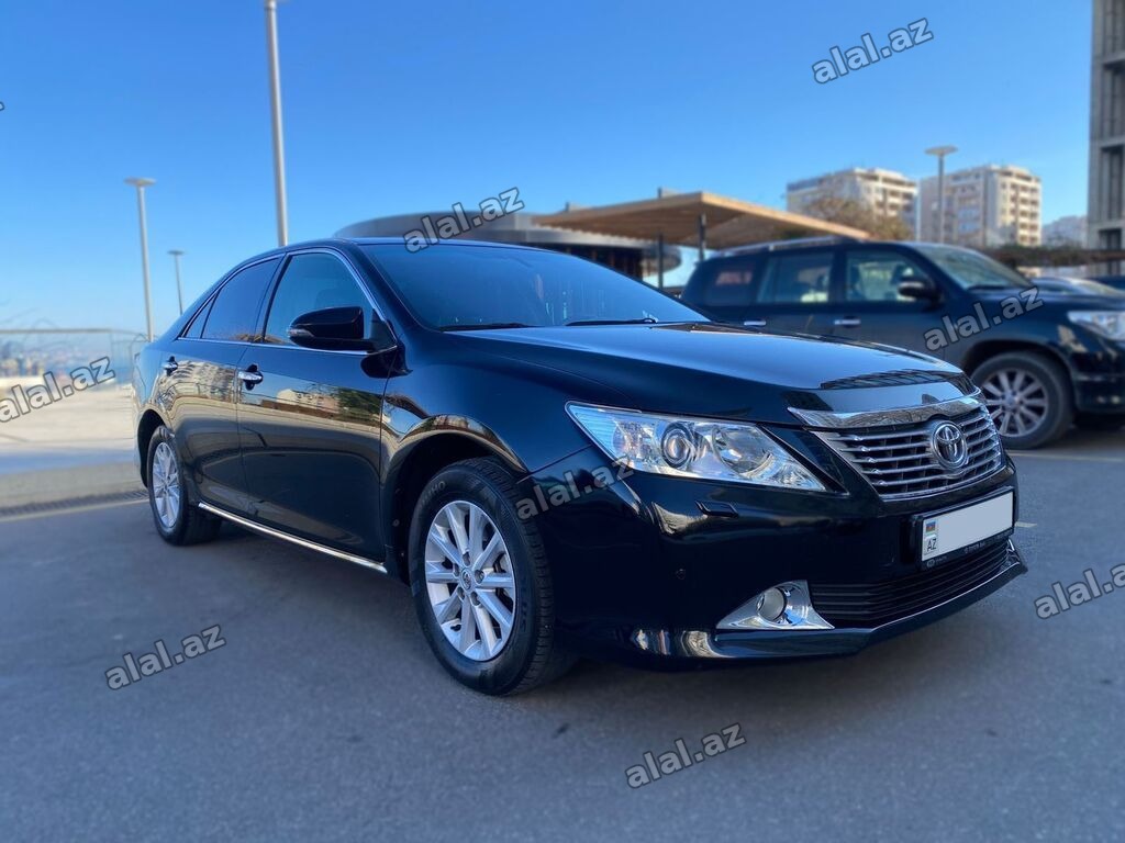 Toyota Camry: 2.5 l | 2014 il Sedan