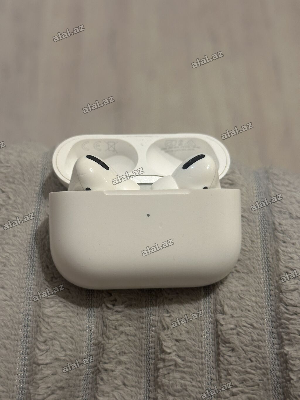 İşlənmiş Simsiz (Bluetooth) Qulaqcıqlar, Apple, rəng - Ağ