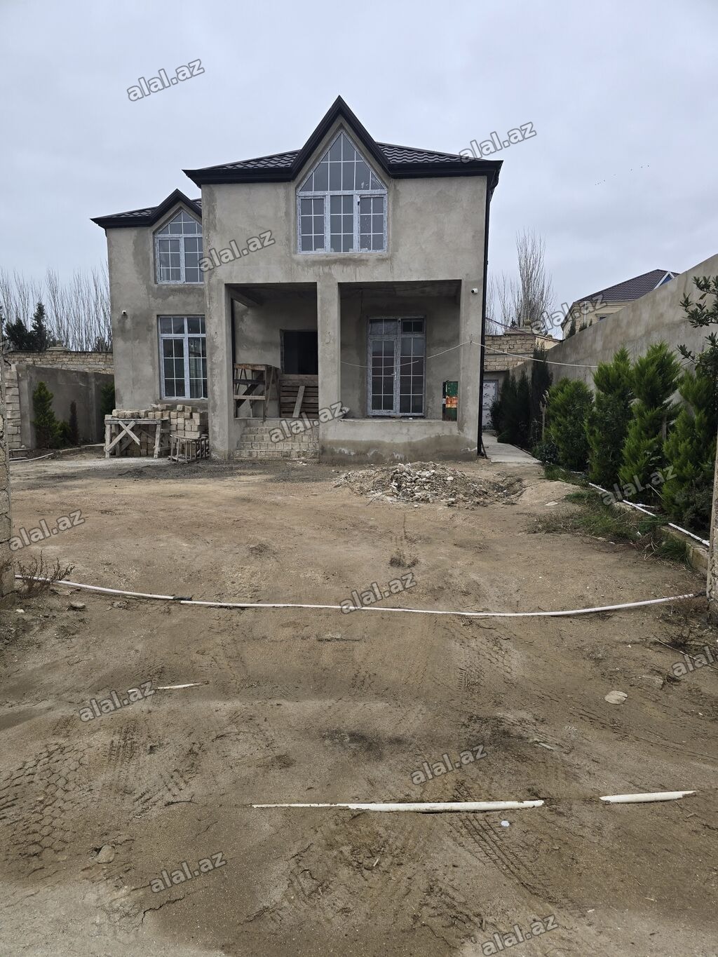 5 otaqlı, 240 kv. m, Kredit yoxdur, Təmirsiz