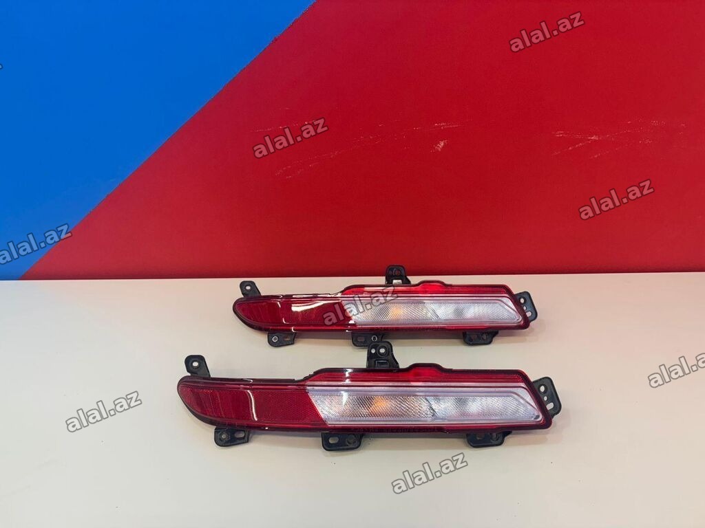 Kia Carnival 2021-2024 arxa bumper reflektoru Bütün kateqoriyalar •