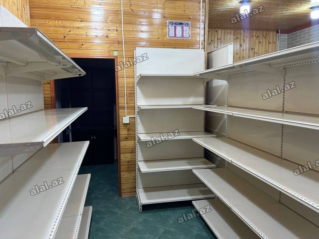 Turk istehsali Divar ucun Vitrin Refler satilir. Ela veziyetdedir.30
