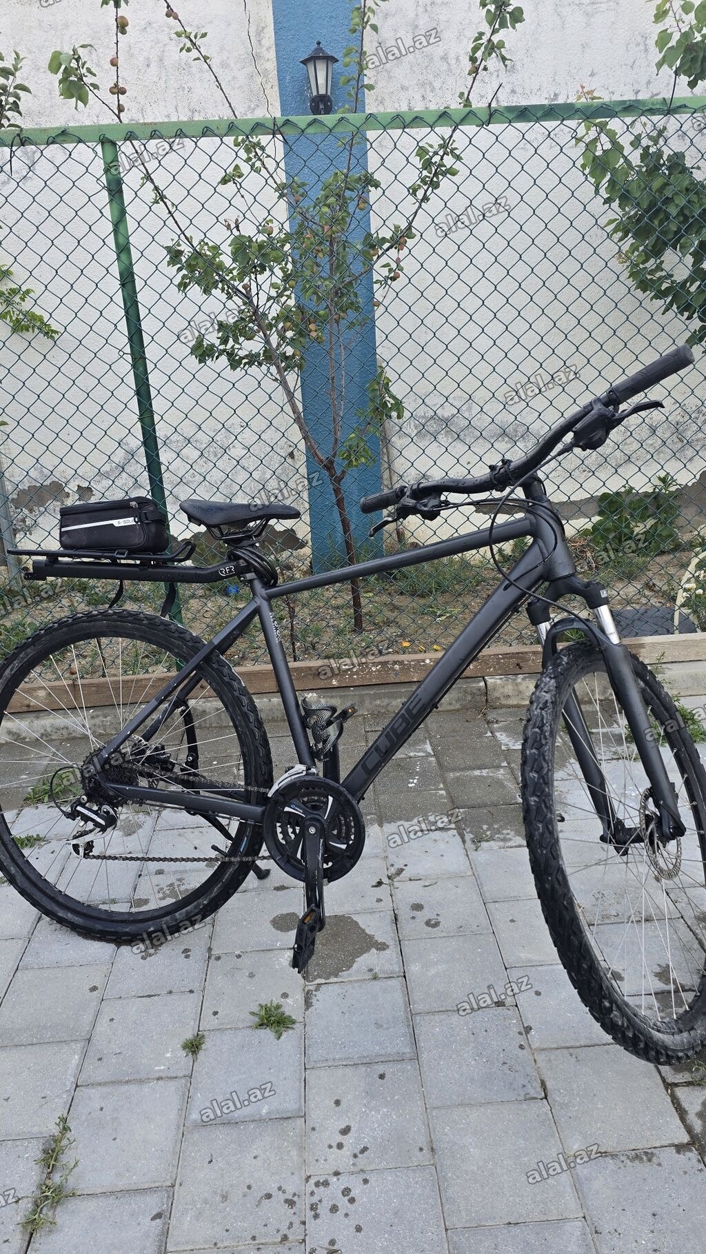 Velosiped satilir. cox az istifade olunub . Cube