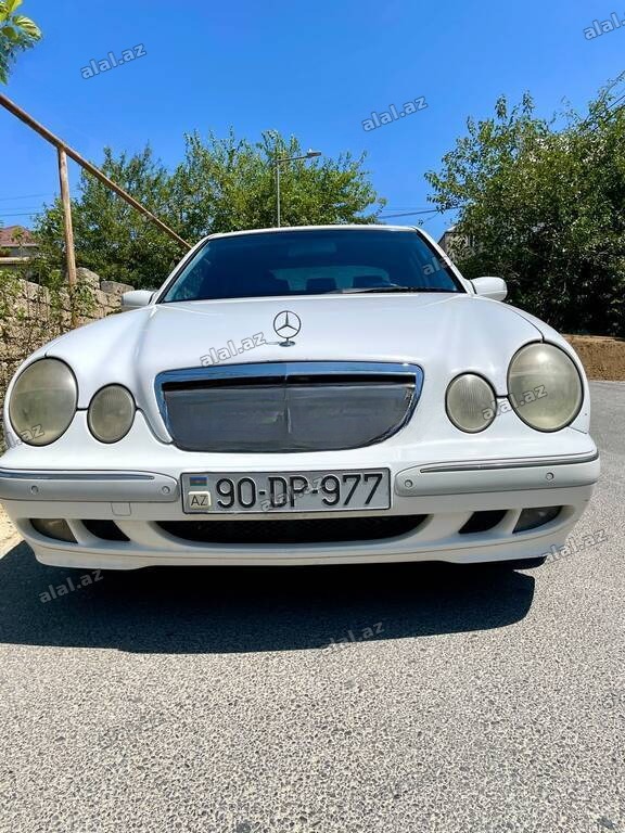 Mercedes E 240 2001