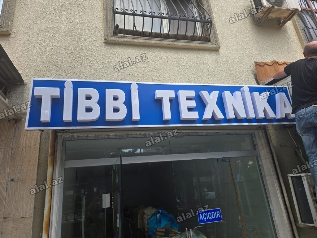 Isiqli reklam tablosu satilir. yeni, demek olar ki istifade olunmayib