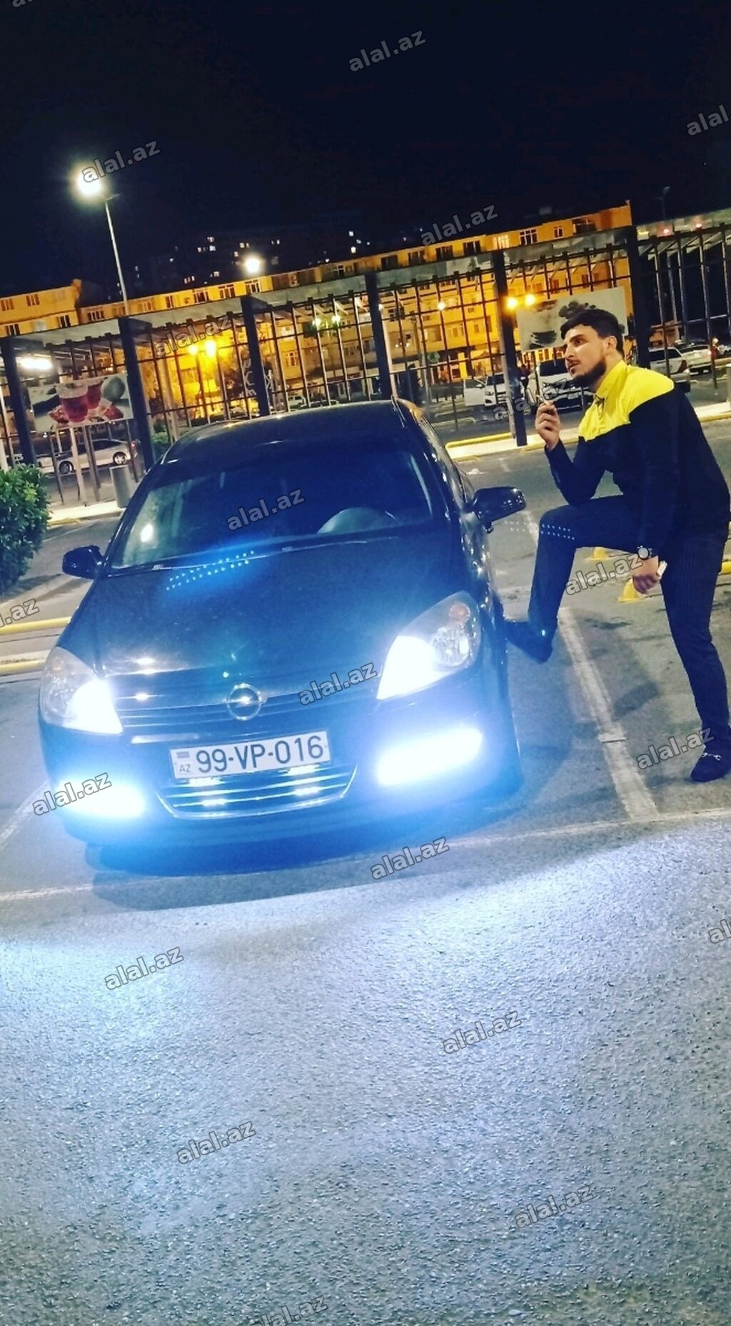 Şəxsi sürücü işi axdariram 32 yaşım var subayam Bakıda qalıram ELAVE