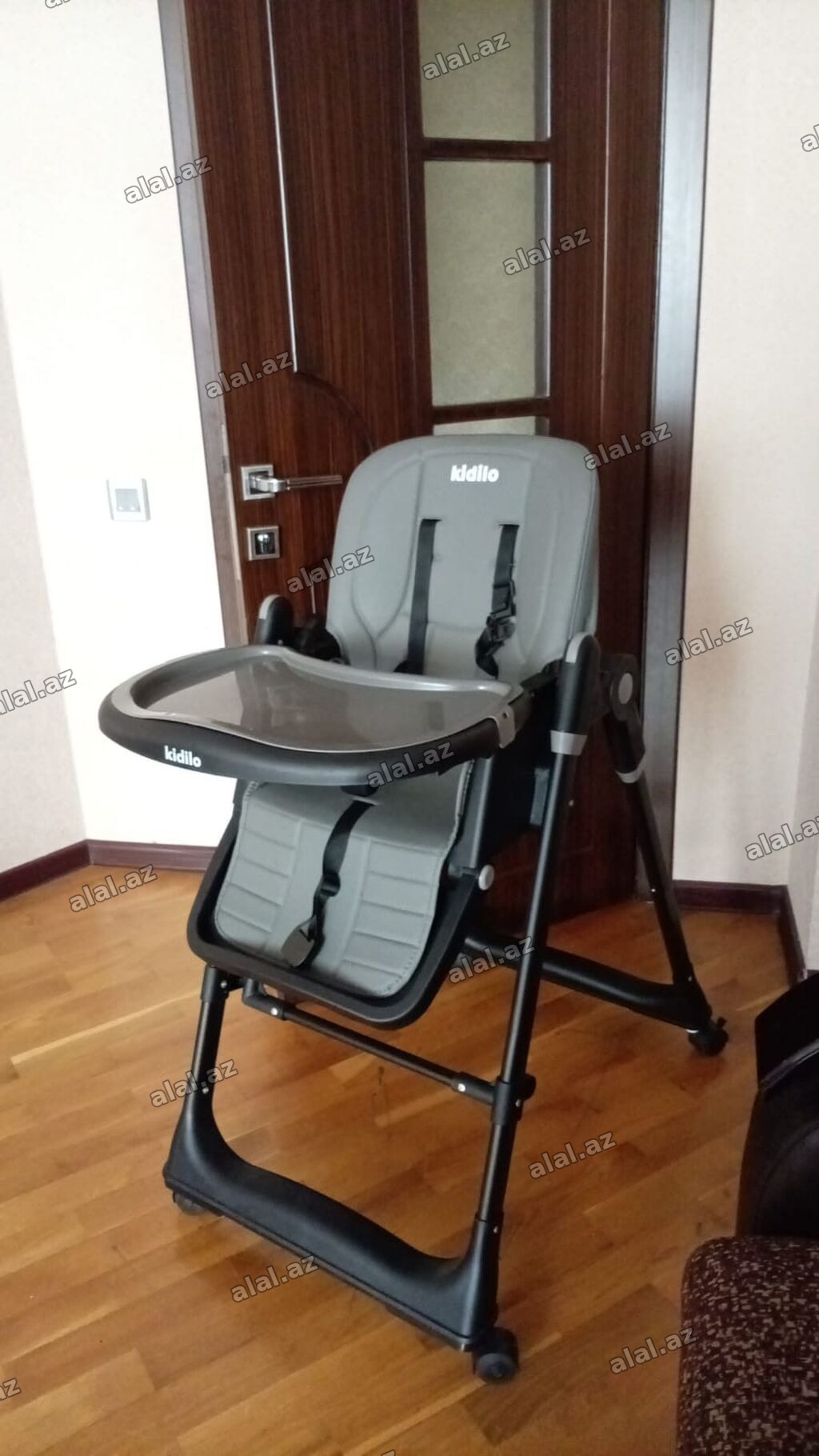 Uşaq masası yenidir qiymət 110azn ünvan Nərimanov rayonu Sevgi 🥰4969
