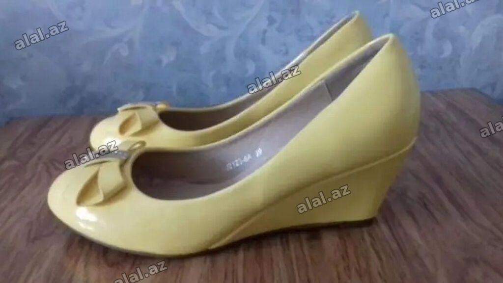 Tuflilər, Ölçü: 38.5, rəng - Sarı, Yeni