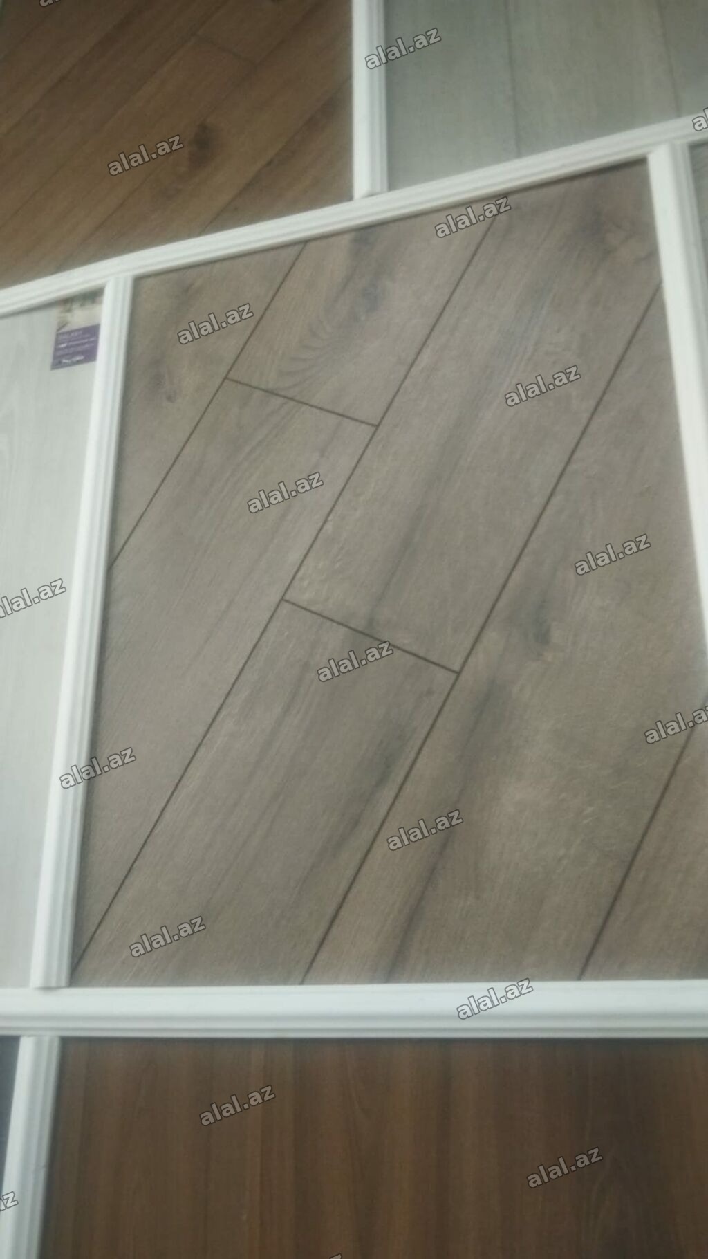 Laminat döşəmə panelləri – ağac teksturalı dekorlar - Müxtəlif rəng
