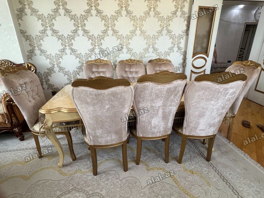 Qonaq otağı üçün, İşlənmiş, Açılmayan, Oval masa, 8 stul