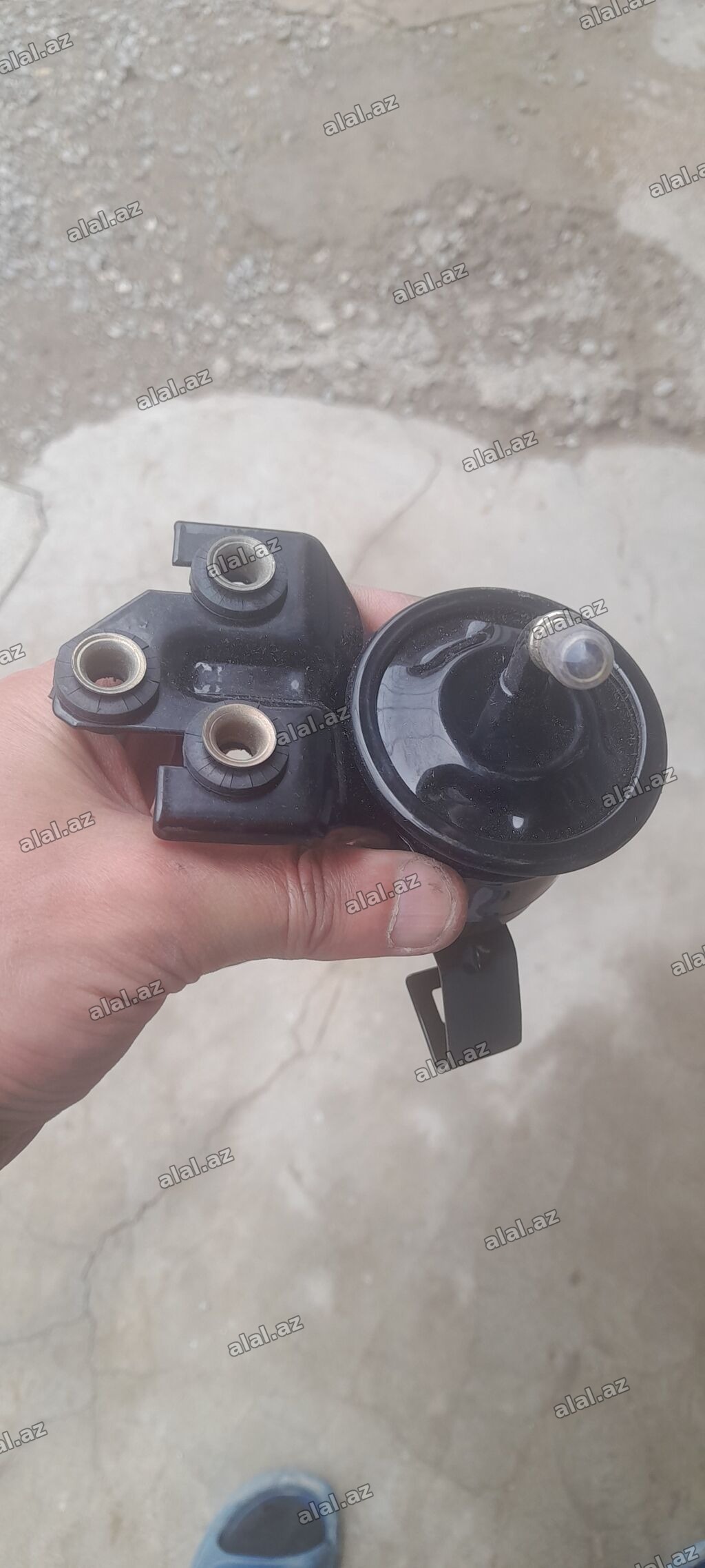 Yanacaq filteri satilir.Toyota Fortuner.Orijinaldi.Deyerinden ucuz