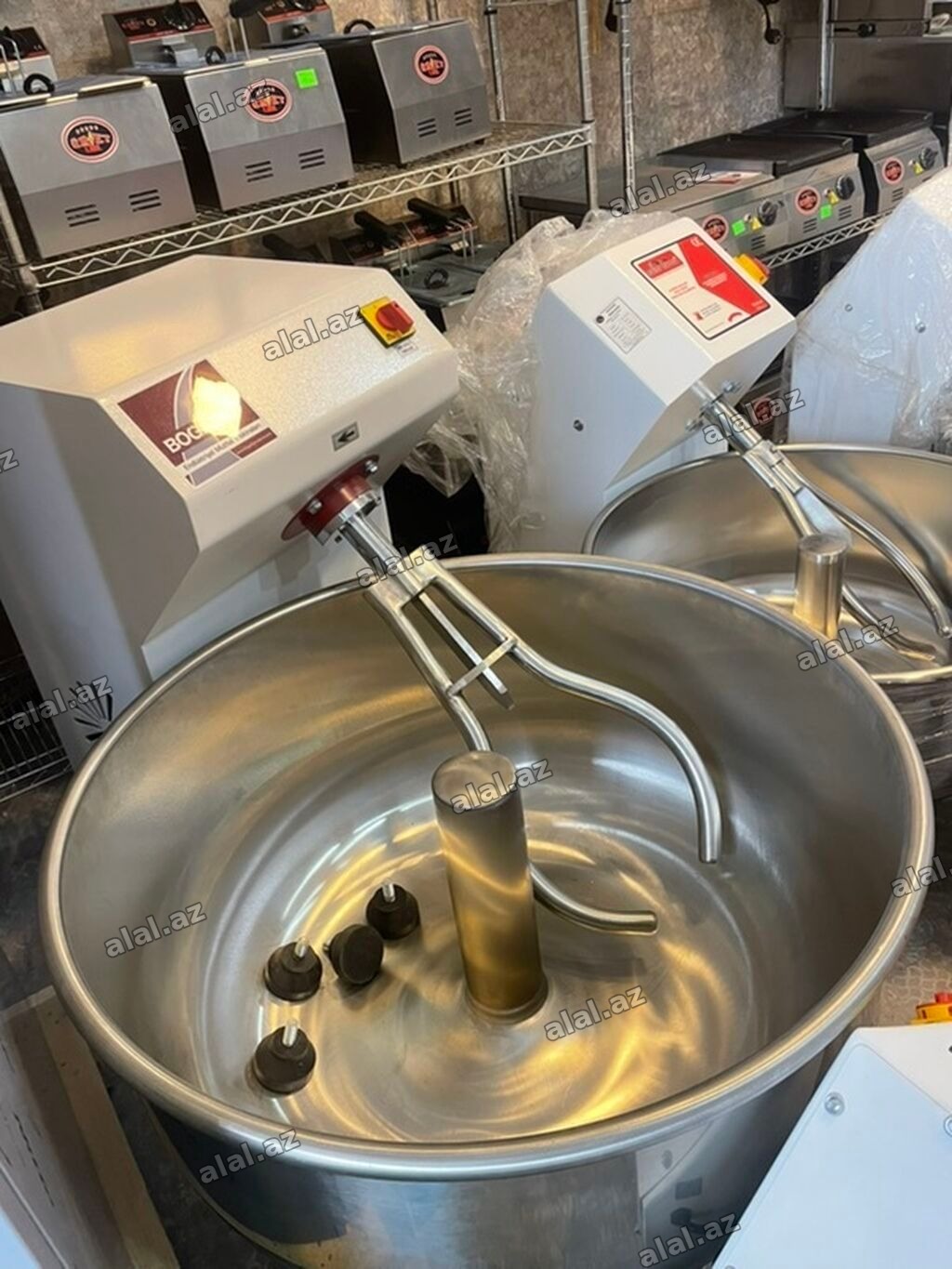 Xəmir yoğuran aparat Türkiyə istehsalı 100 kq (iki kisə) quru un