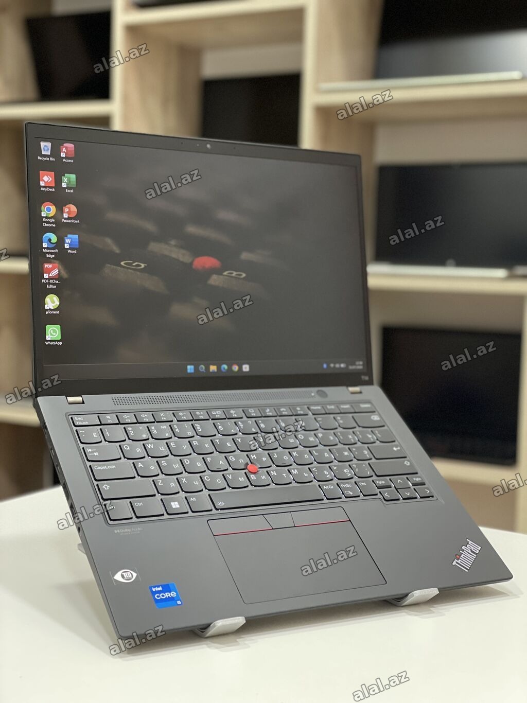 💼✨ Lenovo ThinkPad T14 Gen 3 – Yeni nəsil biznes noutbuku! Güclü