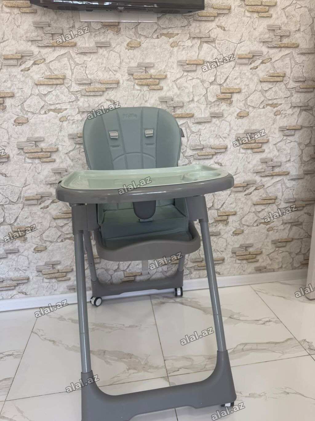 Meryem Kidilo yemek masası 75azn tecılı satılır selıqelı vezıyyetdedır
