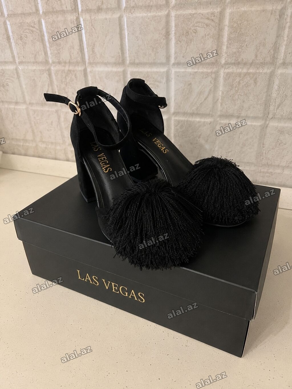 LAS VEGAS brendi qadın ayaqqabısı - Rəng: Qara - Material: Zərif