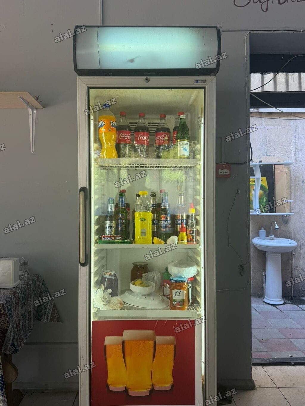 Vitrin soyuducu – 350 AZN Ölçü: 2×60 sm Tam işləkdir. Ünvan
