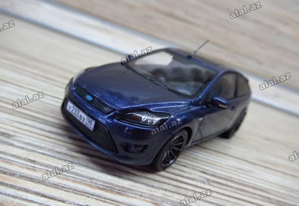 Məhsul: Ford Focus ST kiçik model avtomobili (kolleksiya üçün) -