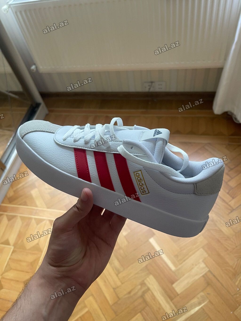 43 razmer original Adidas. Amerikadan getirilib yenidir istifade