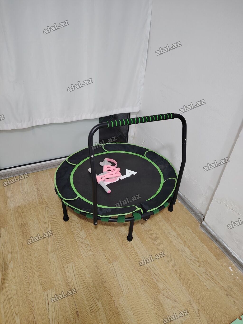 Fitnes mini-trampolin – tutacaq dəstəyi ilə - Dairəvi mini-trampolin