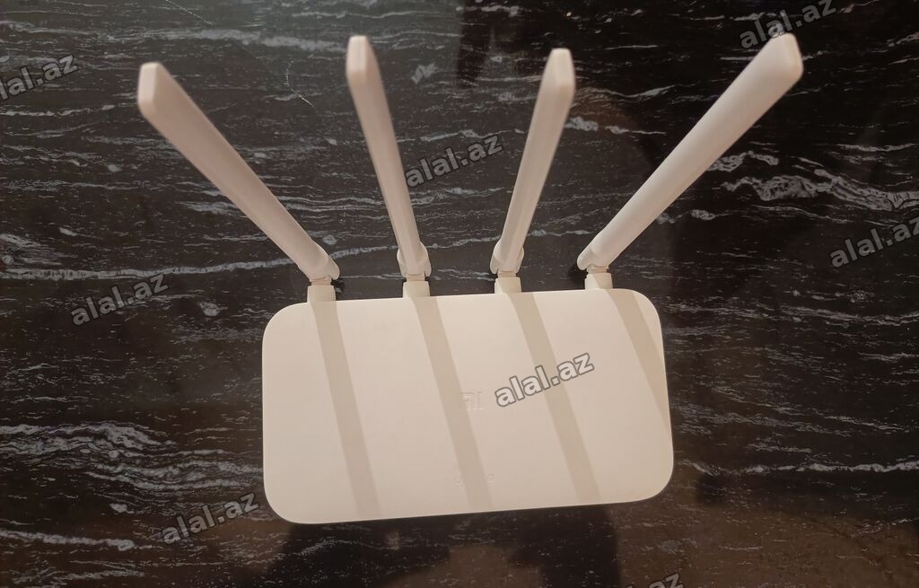 Xiaomi Mi Router 5G - Model: Mi Router 4A (R4AC qeyd olunur etiketdə)